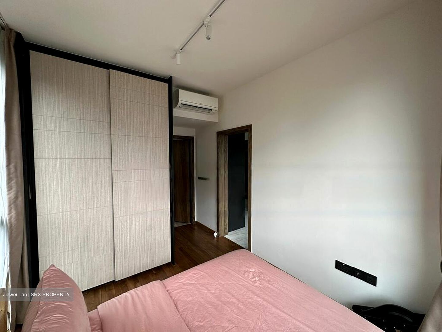 Coastline Residences (D15), Apartment #458806381